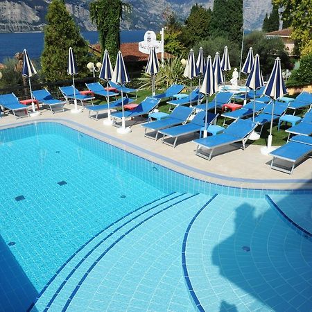 Hotel Cristallo Malcesine Exterior photo